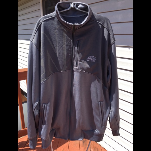 nike signature jacket